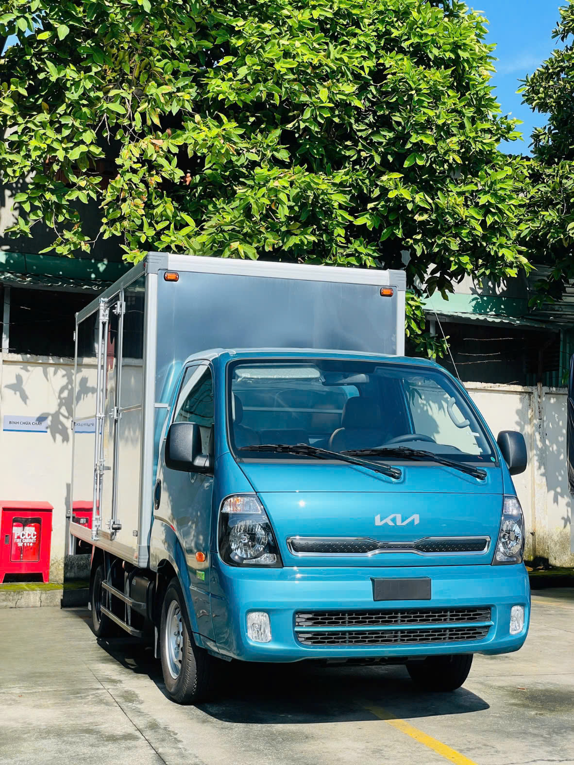 XE TẢI KIA 2 TẤN MÀU XANH DƯƠNG